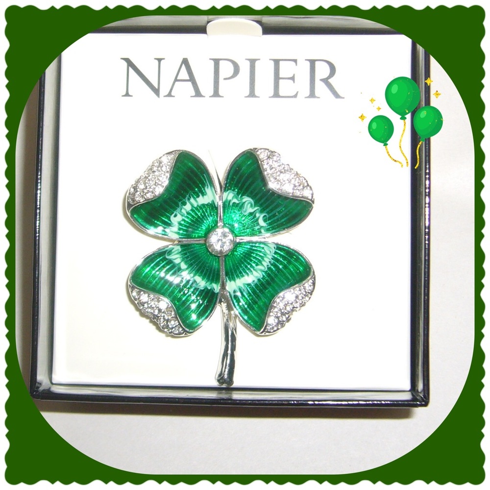 ♥️Napier Embellished Green Clover Pin